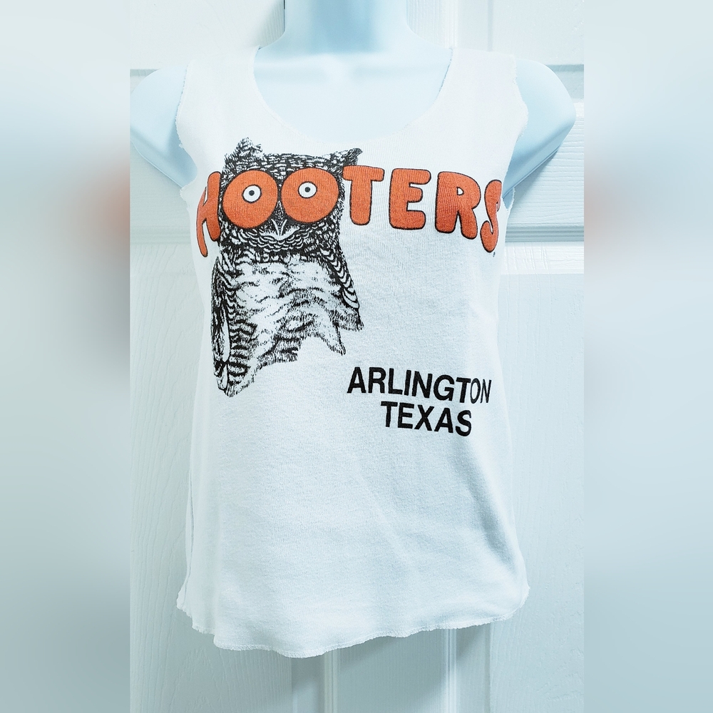 1993 Unworn Hooters Server Shirt